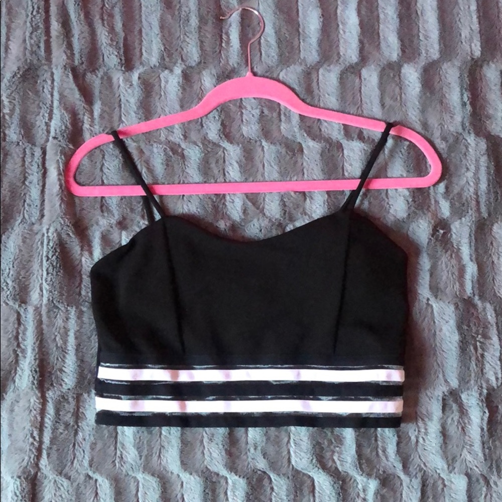 Black stretch crop top